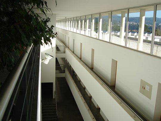 Departamentos de engenharia e electrotécnica e de informática, Universidade de Coimbra - Joule