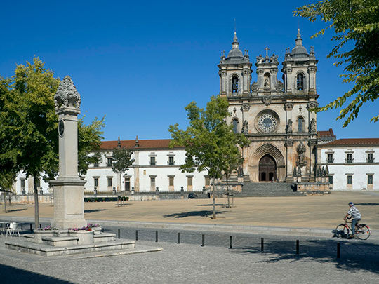 Câmara Municipal de Alcobaça, Mosteiro de Alcobaça - Joule